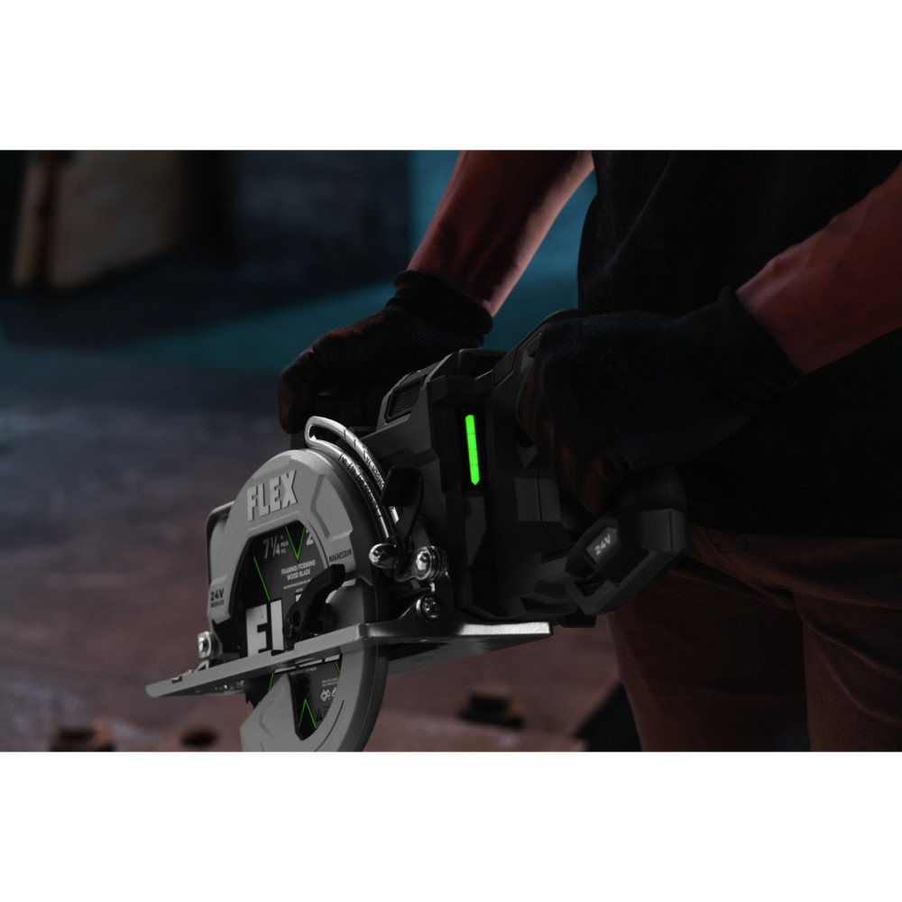 FX2141R-1J_FLEX_7-1-4IN-REAR-HANDLE-CIRCULAR-SAW_22-0201_ACTION_BONUS-FUEL-GAGUE.jpg
